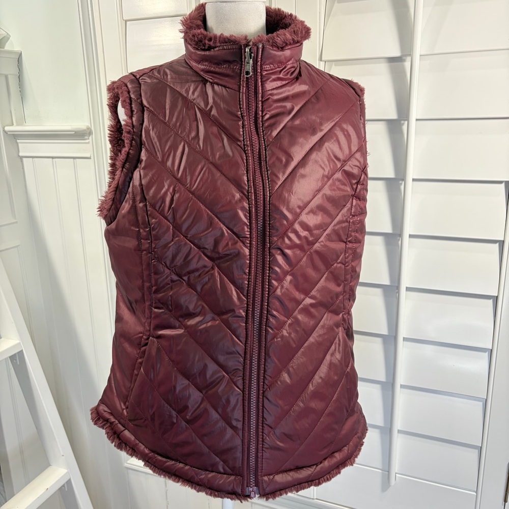 Nicole Miller Women's Reversible Quilted Faux Fur Insulated Puffer Vest